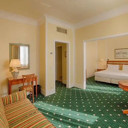 Hotel Nh San Mauro