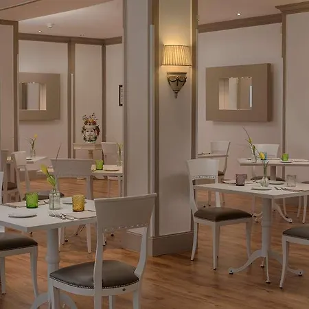 Nh San Mauro Hotel *